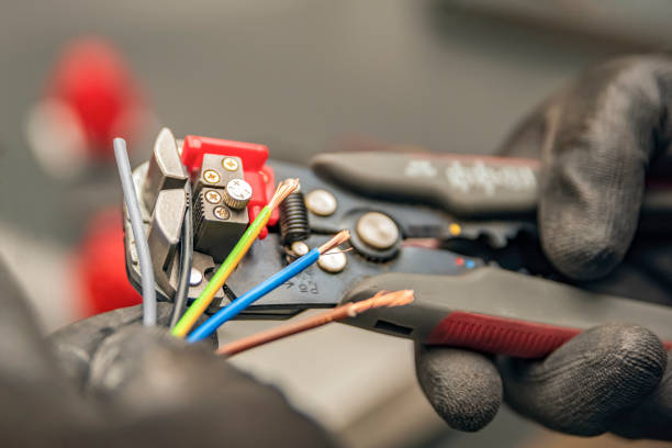 Best Local Electrician Companies  in Richardson, TX